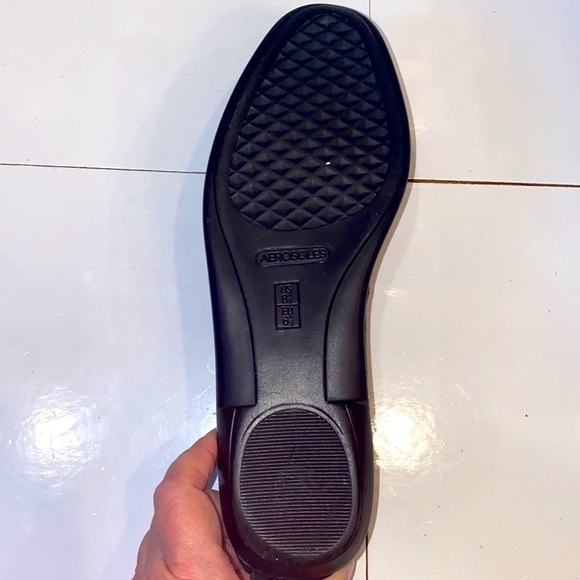 Aerosoles black fabric loafers with gunmetal studs. Padded. Traction soles. 8.5 - Picture 7 of 9